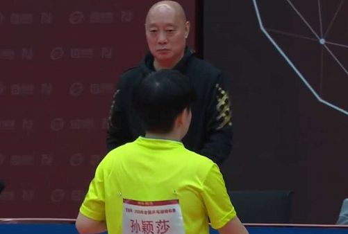 也促使她在 也促使她在