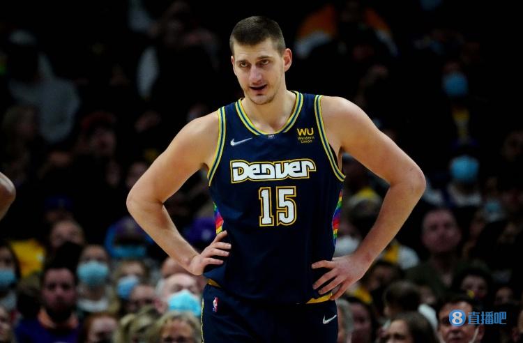 现让他深受 现让他深受