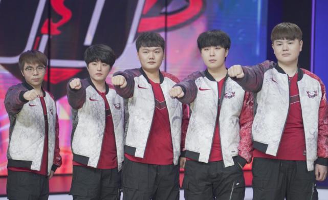 的双重考验 的双重考验