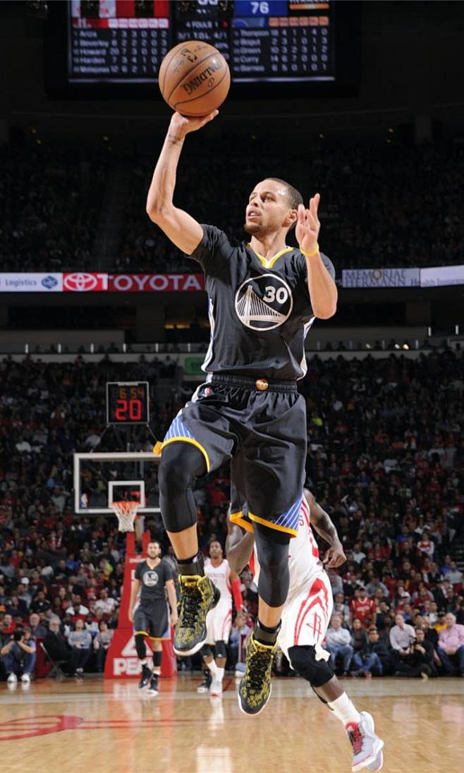 刷新纪录的 刷新纪录的